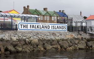 Para participar, se debe enviar un video de un minuto en inglés respondiendo a la pregunta “Why would I like to meet my neighbours from the Falkland Islands?”