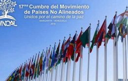 Con la asistencia de un puñado de mandatarios de los 120 países miembros, la XVII Cumbre del NOAL aprobó la Declaración de Margarita