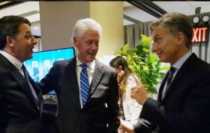En la reunión de la Clinton Global Initiative, Macri compartió un panel -moderado por Bill Clinton- con el italiano, Matteo Renzi, y el alcalde de Londres, Sadiq Khan.