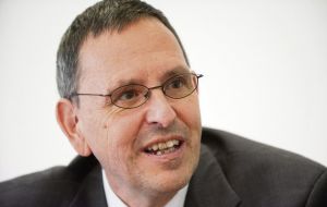 “El gobierno alemán no prepara plan de salvación alguno”, indicó el vocero del Ministerio de Finanzas, Martin Jäger, sobre una nota en el semanario “Die Zeit”