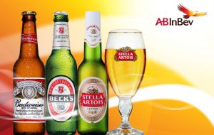 Los accionistas de AB InBev, el primer grupo cervecero mundial aprobaron en una asamblea general “la adopción de todas las resoluciones propuestas”