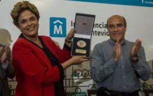 La ex presidente fue nombrada “Visitante Ilustre” de la ciudad de Montevideo 