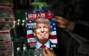 “China es un gran e importante país, cuyo desarrollo sorprendió al mundo. Estados Unidos y China pueden lograr beneficiarse mutuamente”, expuso Trump