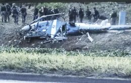 El sábado cuatro uniformados, que viajaban a bordo de un helicóptero en apoyo a una redada contra narcotraficantes, cayó y murieron todos.