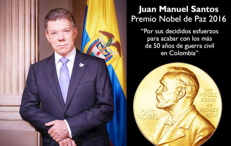 El presidente Santos afirmó que el premio Nobel de la Paz fue como un “regalo del cielo” y un “enorme impulso” para lograr un nuevo acuerdo con las FARC.