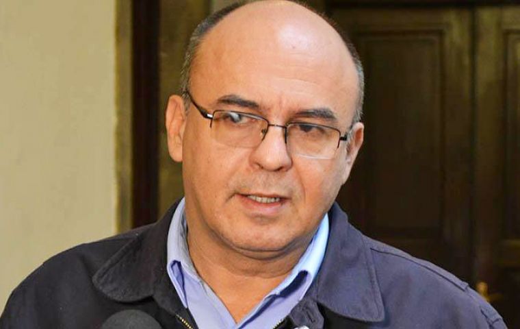  “Nuestro país va a participar, porque es una forma de verificar lo que Chile anunció”, dijo el ministro de Defensa de Bolivia, Reymi Ferreira