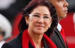 ”Mi solidaridad con #DelcyDignaCanciller ante agresión del gobierno argentino y de la triple alianza, violaron normas del Derecho Internacional”, señaló Cilia Flores