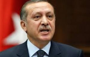 El presidente turco, Recep Tayyip Erdogan, describió el acuerdo como una “oportunidad histórica” ​​para poner fin al conflicto sirio