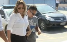 La esposa del embajador Amiridis, Françoise de Souza Oliveira, así como su amante Sergio Gomes Moreira, fueron detenidos acusados del homicidio
