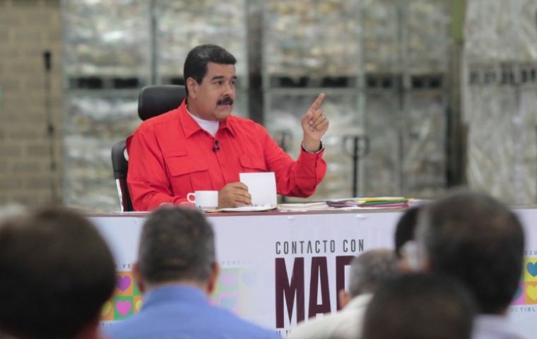 Maduro anunció que todos los sueldos de empleados de la administración pública y de las fuerzas armadas aumentarán un 50% a partir de enero.