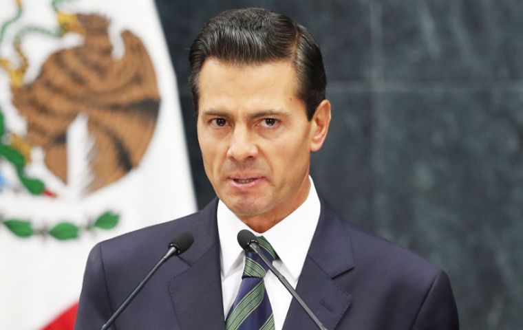 “EE.UU. tiene una nueva visión para su política exterior. Ante eso México está obligado a tomar acciones para defender sus intereses nacionales”, dijo Peña Nieto