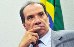 “El presidente designó esta tarde al senador Aloysio Nunes Ferreira, de Sao Paulo, al frente del Ministerio de Relaciones Exteriores”, informó el portavoz de Temer