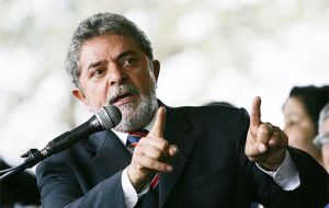 “Ellos nunca van a gobernar para ustedes. Para ellos, incluir a los pobres, como hicimos nosotros, es gasto. Para nosotros siempre será inversión”, declaró Lula