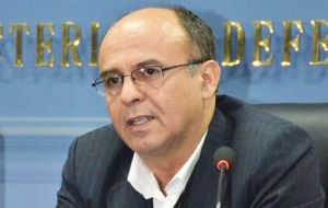 Ferreira respondió así al ser consultado sobre la declaración realizada por el ministro Heraldo Muñoz, que Chile no le concederá visado al ministro boliviano