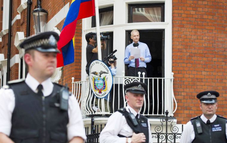Assange fijó el mismo plazo que Lasso, en caso de ganar la presidencia, daría al creador de WikiLeaks para que abandone la embajada ecuatoriana en Londres
