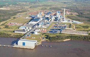 La planta de UPM en Fray Bentos, la primera en Uruguay, que ha consolidado la confianza de finlandeses en el país  