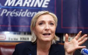 Si Le Pen pasa finalmente al balotaje, todos los sondeos sostienen que perderá 