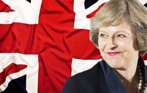 Pero para la convocatoria a elecciones anticipadas para el 8 de junio, la primera ministra Theresa May, tiene un índice de aprobación récord