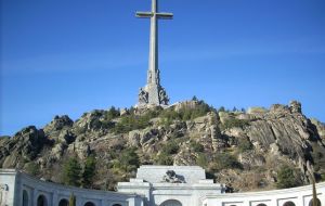 El Valle de los Caídos, actualmente tumba y mausoleo, fue construido por el dictador Franco para conmemorar su victoria frente a los republicanos. 
