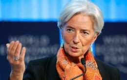 Lagarde dijo que el desmantelamiento de reglamentaciones financieras, tras la crisis de 2008 puedan tener “consecuencias negativas para la estabilidad financiera” 