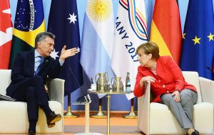 Si bien Macri no pudo concretar las reuniones con Theresa May y Emmanuel Macron, recibió una atención especial de la anfitriona Angela Merkel  