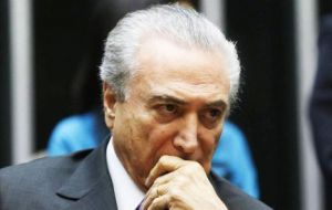 Según O Globo, “Temer usó unos US$ 4.700 para obtener victoria” en una comisión parlamentaria que recomendó archivar un proceso de corrupción contra él. 
