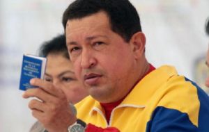 La Carta Magna reemplazará a la realizada por el ex mandatario Hugo Chávez. A  media noche del domingo el Gobierno no había entregado cifras oficiales