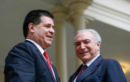 Temer visitó Paraguay y se reunió con Cartes en octubre del 2016 luego de asumir en agosto de ese año la presidencia del Brasil tras la destitución de Dilma Rousseff.