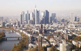 “No es la City de Londres pero a lo mejor puede convertirse en una pequeña Londres”, dijo Oliver Schwebel, presidente de Frankfurt Economic Development