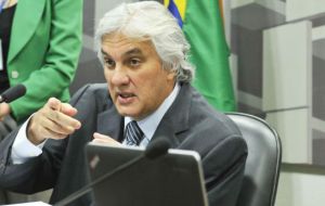 El proceso investiga la denuncia del ex senador Delcidio do Amaral quien acusó al ex mandatario de tratar de comprar el silencio de un director de Petrobras 