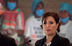 En tanto se confirmó que 250.000 mexicanos perdieron su vivienda y “están en una situación de pobreza patrimonial”, según la Secretaria Rosario Robles.
