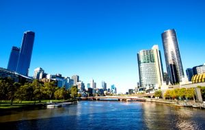 Melbourne es la segunda ciudad australiana servida por LATAM después de Sydney (operada via Auckland). 