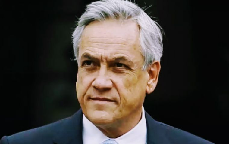 Según se desprende de la última encuesta Cadem, al ex Presidente Piñera (foto) se le otorga un 43% de intención de voto y al senador, un 20%.
