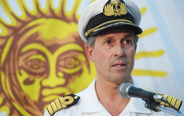 “Al momento no hubo ningún tipo de falla en plazos o tiempos en la comunicación”, expresó el portavoz y capitán de navío Enrique Balbi 