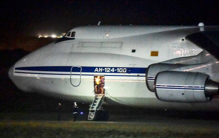 El operativo de “búsqueda y rescate” no ha menguado y cobró nuevo impulso con el arribo del avión militar ruso Antonov a Ushuaia 