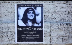 La desaparición de la joven vaticana Emanuela Orlandi en 1983, asegura Nuzzi, estaba al corriente el entonces secretario del papa Benedicto XVI, Georg Gänswein.