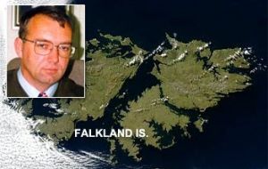 John Barton explicó que el Código de Prácticas de las Falklands, vigente desde 2015 y contemplaba muchas de las demandas sobre condiciones de trabajo en la pesca     