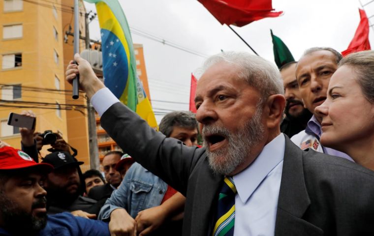Lula afrontará en Porto Alegre la revisión de su condena a nueve años y medio de cárcel por corrupción, emitida el año pasado por un tribunal de primera instancia