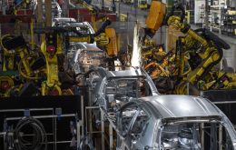 Peugeot ya ha empezado a recortar empleos en la planta Vauxhall, una medida que apunta a reducir la nómina en un tercio o en 650 puestos de trabajo
