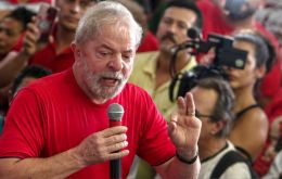 Lula tenía previsto viajar a Etiopía para participar en un congreso de la Organización de Naciones Unidas para la Alimentación y la Agricultura (FAO). 