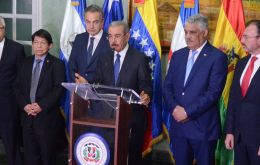 El presidente dominicano Danilo Medina, anunció que las partes habían decidido participar en la siguiente ronda de conversaciones en Santo Domingo