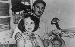 Castro Díaz-Balart fue el primogénito de la unión del ex Mandatario y Mirta Díaz-Balart, una joven de la aristocracia cubana con la que se casó en su juventud