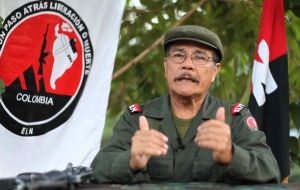 El líder máximo del ELN es Nicolás Rodríguez Bautista, “Gabino”, quien a su vez hace parte del Comando Central (COCE), máximo órgano de decisión del ELN