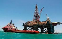 Shell ganó cuatro bloques en conjunto con la petrolera estatal qatarí Qatar Petrolum, más otro en consorcio con Pemex, y otros tres de manera individual. 