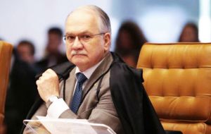 El Juez de la Suprema Corte de Brasil Edson Fachin negó el “habeas corpus” preventivo presentado por la defensa del ex presidente Lula da Silva