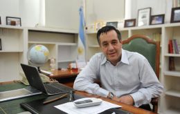 La Resolución firmada por el ministro Alejandro Finocchiaro, dispuso que “queden exceptuados” del requisito de legalización de la documentación educativa