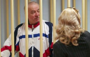 Skripal, ex coronel del servicio de inteligencia militar ruso GRU, fue condenado en 2016 a 13 años de cárcel por traicionar a colegas ante la inteligencia británica. 