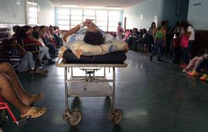 AI señala que Venezuela “ha convertido problemas de salud tratables en una cuestión de vida o muerte”, pues los servicios de salud están colapsados