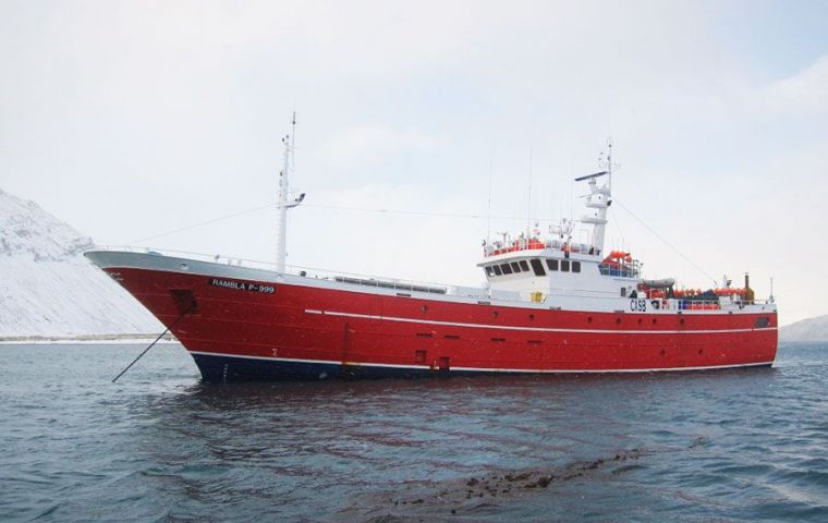 Uno de los barcos al cual no se le renovó la licencia de merluza negra es el palangrero “Rambla”, propiedad de una empresa con base en Uruguay
