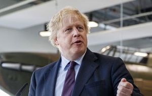 El canciller Boris Johnson sostuvo que es sumamente probable que se trate de una decisión de Putin ordenar algo tan grave como es “el uso de un agente neurotóxico” 